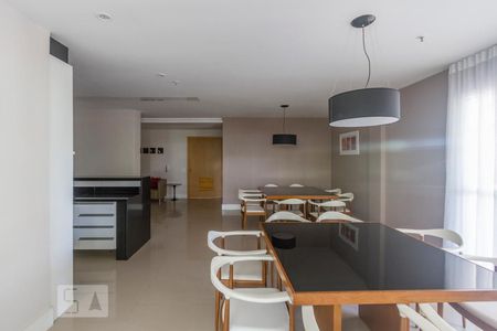 Apartamento à venda com 84m², 2 quartos e 1 vagaÁrea Comum - Salão de Festas