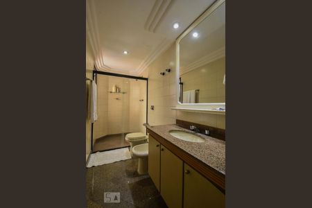 Apartamento à venda com 230m², 4 quartos e 4 vagasBanheiro 03