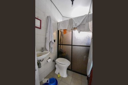 Apartamento à venda com 230m², 4 quartos e 4 vagasBanheiro de Serviços