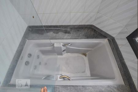 Apartamento à venda com 230m², 4 quartos e 4 vagasBanheiro Suíte 01