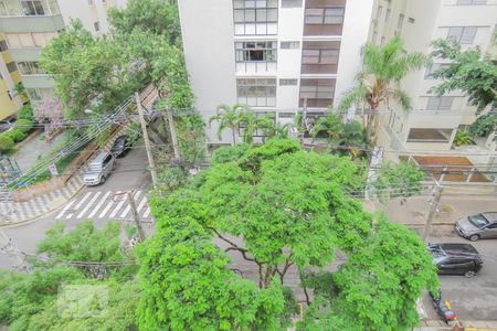 Apartamento à venda com 127m², 2 quartos e 2 vagas Apartamento à venda com 127m², 2 quartos e 2 vagasVista suíte