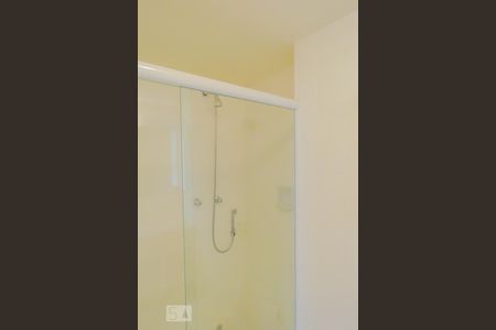 Apartamento à venda com 127m², 2 quartos e 2 vagas Apartamento à venda com 127m², 2 quartos e 2 vagasBanheiro Suíte