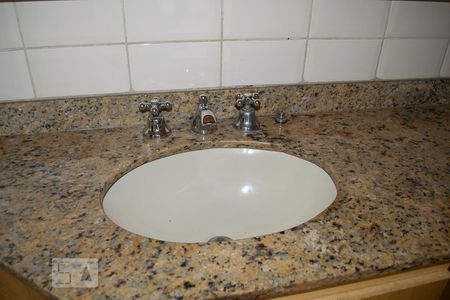 BANHEIRO SUITE de apartamento à venda com 3 quartos, 90m² em Casa Verde, São Paulo