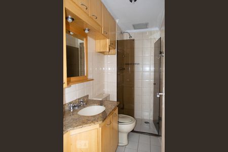 Apartamento à venda com 90m², 3 quartos e 2 vagas Apartamento à venda com 90m², 3 quartos e 2 vagasBANHEIRO