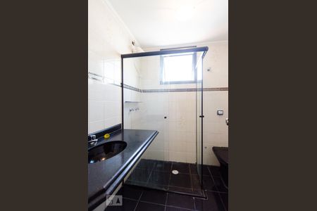 Banheiro de apartamento à venda com 2 quartos, 60m² em Centro, São Bernardo do Campo