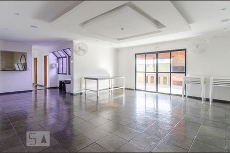 Apartamento à venda com 60m², 2 quartos e 1 vagaSalão de festas