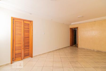 Sala de apartamento para alugar com 2 quartos, 83m² em Cerâmica, São Caetano do Sul