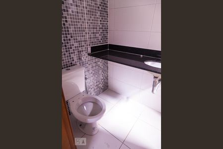 Banheiro  Suíte 1 de casa de condomínio à venda com 2 quartos, 70m² em Todos Os Santos, Rio de Janeiro