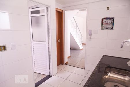 COZINHA de casa de condomínio à venda com 2 quartos, 70m² em Todos Os Santos, Rio de Janeiro