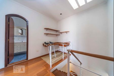 Casa à venda com 160m², 3 quartos e 2 vagas Casa à venda com 160m², 3 quartos e 2 vagasEscritório