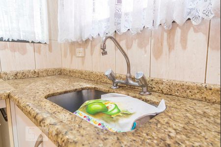 Casa à venda com 160m², 3 quartos e 2 vagas Casa à venda com 160m², 3 quartos e 2 vagasPia