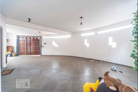 Casa à venda com 160m², 3 quartos e 2 vagas Casa à venda com 160m², 3 quartos e 2 vagasGaragem