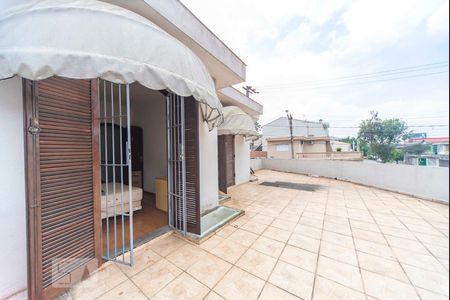 Casa à venda com 160m², 3 quartos e 2 vagas Casa à venda com 160m², 3 quartos e 2 vagasVaranda dos Quartos