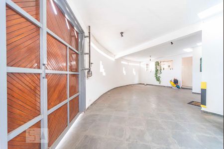 Casa à venda com 160m², 3 quartos e 2 vagas Casa à venda com 160m², 3 quartos e 2 vagasGaragem