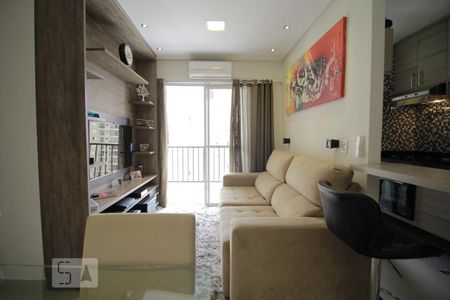 Sala de apartamento à venda com 2 quartos, 57m² em Umuarama, Osasco