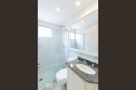 Banheiro de apartamento para alugar com 1 quarto, 66m² em Itaim Bibi, São Paulo