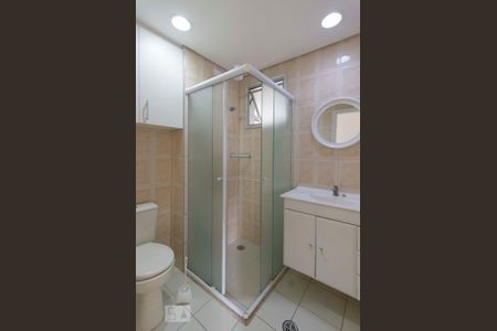 Banheiro de apartamento para alugar com 3 quartos, 58m² em Vila Pereira Barreto, São Paulo