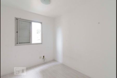 Quarto 2 de apartamento para alugar com 3 quartos, 58m² em Vila Pereira Barreto, São Paulo