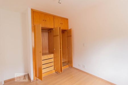 Apartamento à venda com 68m², 2 quartos e 1 vaga