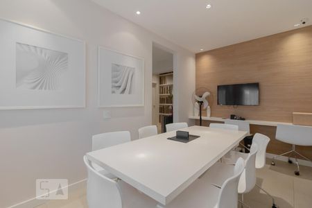 Apartamento para alugar com 35m², 1 quarto e 1 vagaHome office