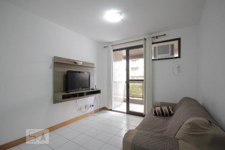 Sala de apartamento à venda com 2 quartos, 75m² em Barra da Tijuca, Rio de Janeiro