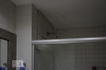 Apartamento à venda com 75m², 2 quartos e 1 vaga Apartamento à venda com 75m², 2 quartos e 1 vagaBanheiro da Suíte