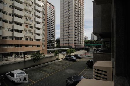 Apartamento à venda com 75m², 2 quartos e 1 vaga Apartamento à venda com 75m², 2 quartos e 1 vagaVista