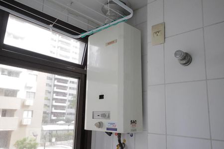 Apartamento à venda com 75m², 2 quartos e 1 vaga Apartamento à venda com 75m², 2 quartos e 1 vagaÁrea de Serviço