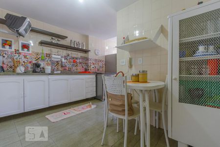 Apartamento à venda com 75m², 2 quartos e 1 vaga Apartamento à venda com 75m², 2 quartos e 1 vagaCozinha