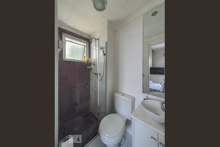Banheiro da suíte de apartamento para alugar com 3 quartos, 176m² em Vila Vermelha, São Paulo