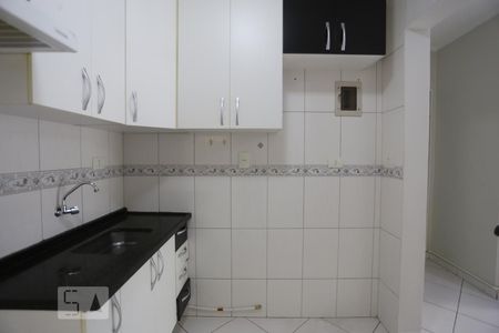 Cozinha de apartamento para alugar com 1 quarto, 45m² em Bela Vista, São Paulo