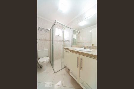 Banheiro  de apartamento para alugar com 2 quartos, 73m² em Jardim, Santo André
