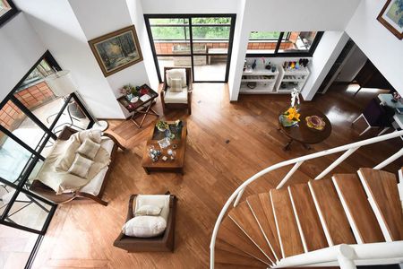 Apartamento à venda com 291m², 4 quartos e 4 vagasVista para Sala