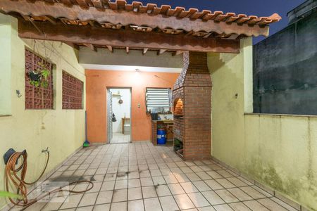 Casa à venda com 260m², 3 quartos e 2 vagasQuintal 
