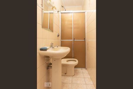 Casa à venda com 260m², 3 quartos e 2 vagasBanheiro 