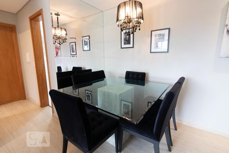 Sala de apartamento para alugar com 1 quarto, 67m² em Cristo Rei, Curitiba