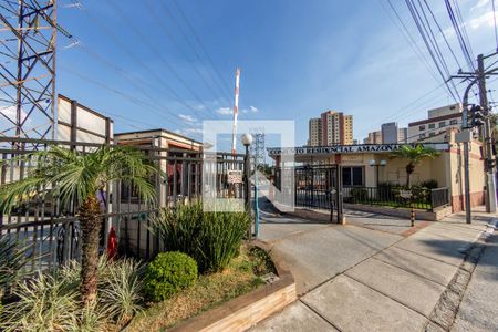 Apartamento para alugar com 52m², 2 quartos e 1 vagaFachada