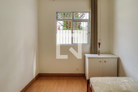 Quarto 1 de apartamento para alugar com 3 quartos, 195m² em Sagrada Família, Belo Horizonte