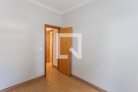 Quarto  de apartamento para alugar com 3 quartos, 195m² em Sagrada Família, Belo Horizonte