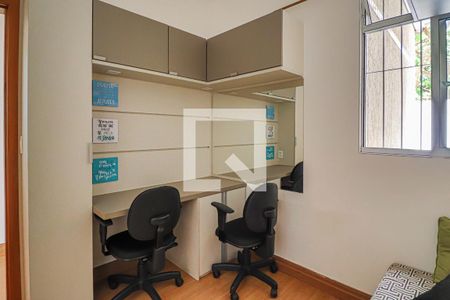 Quarto 2 de apartamento para alugar com 3 quartos, 195m² em Sagrada Família, Belo Horizonte