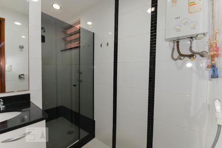 Apartamento à venda com 74m², 2 quartos e 1 vagaBanheiro