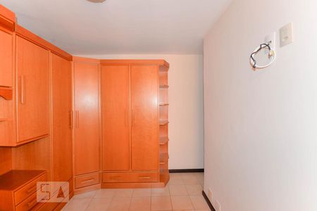 Apartamento à venda com 74m², 2 quartos e 1 vagaQuarto 1