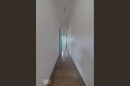 Casa à venda com 290m², 3 quartos e 1 vaga Casa à venda com 290m², 3 quartos e 1 vagaCorredor superior