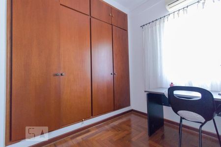 Casa para alugar com 190m², 3 quartos e 4 vagasQuarto 01