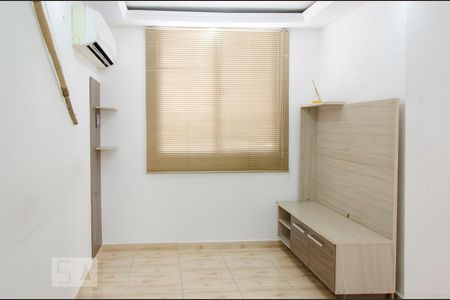 Apartamento à venda com 2 quartos, 47m² em Olaria, Canoas
