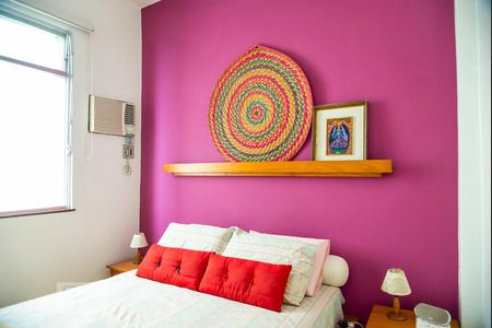 Quarto 1 de apartamento para alugar com 2 quartos, 50m² em Copacabana, Rio de Janeiro