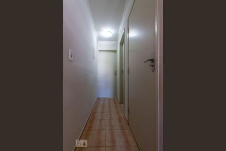 Casa à venda com 187m², 3 quartos e 4 vagasCorredor Parte Inferior 