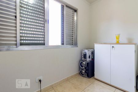 Casa à venda com 187m², 3 quartos e 4 vagasQuarto 2 
