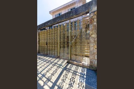 Casa à venda com 187m², 3 quartos e 4 vagasFachada