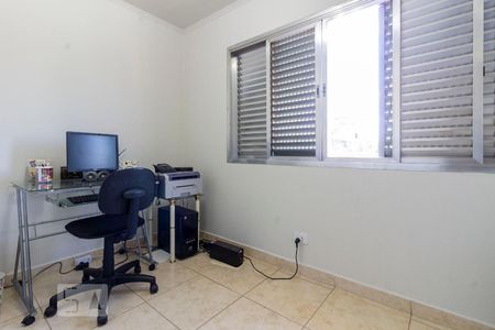 Casa à venda com 187m², 3 quartos e 4 vagasQuarto 2 